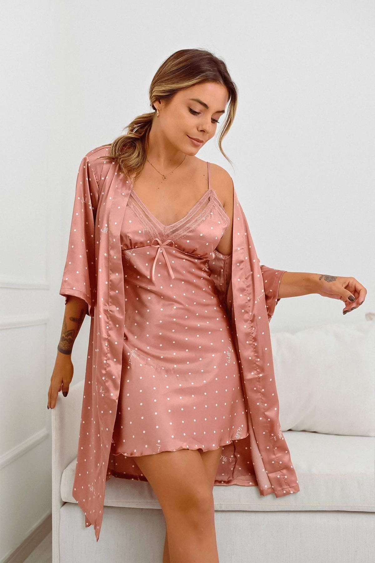 Conjunto Rebeca