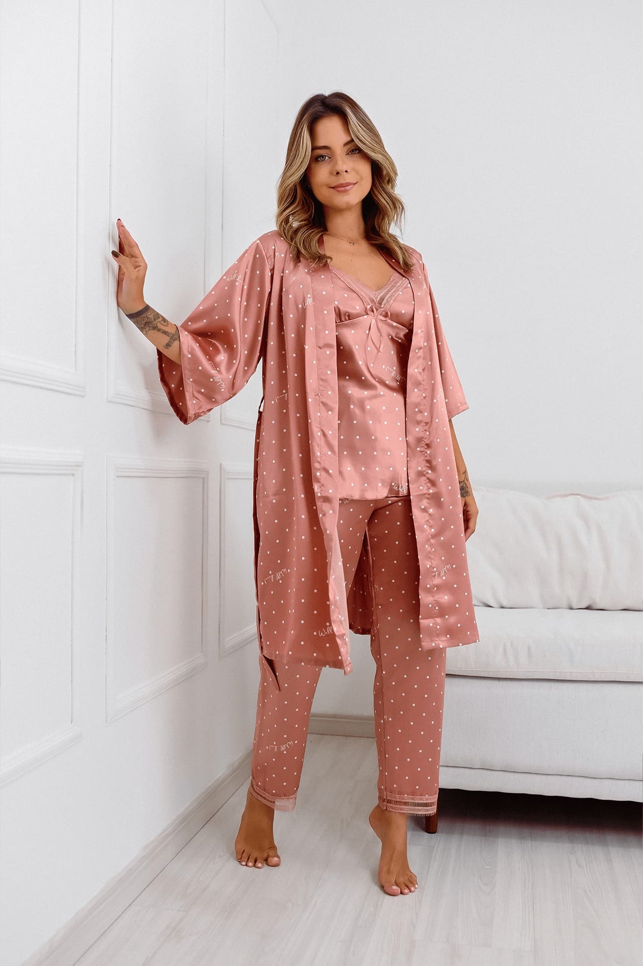 Conjunto Rebeca