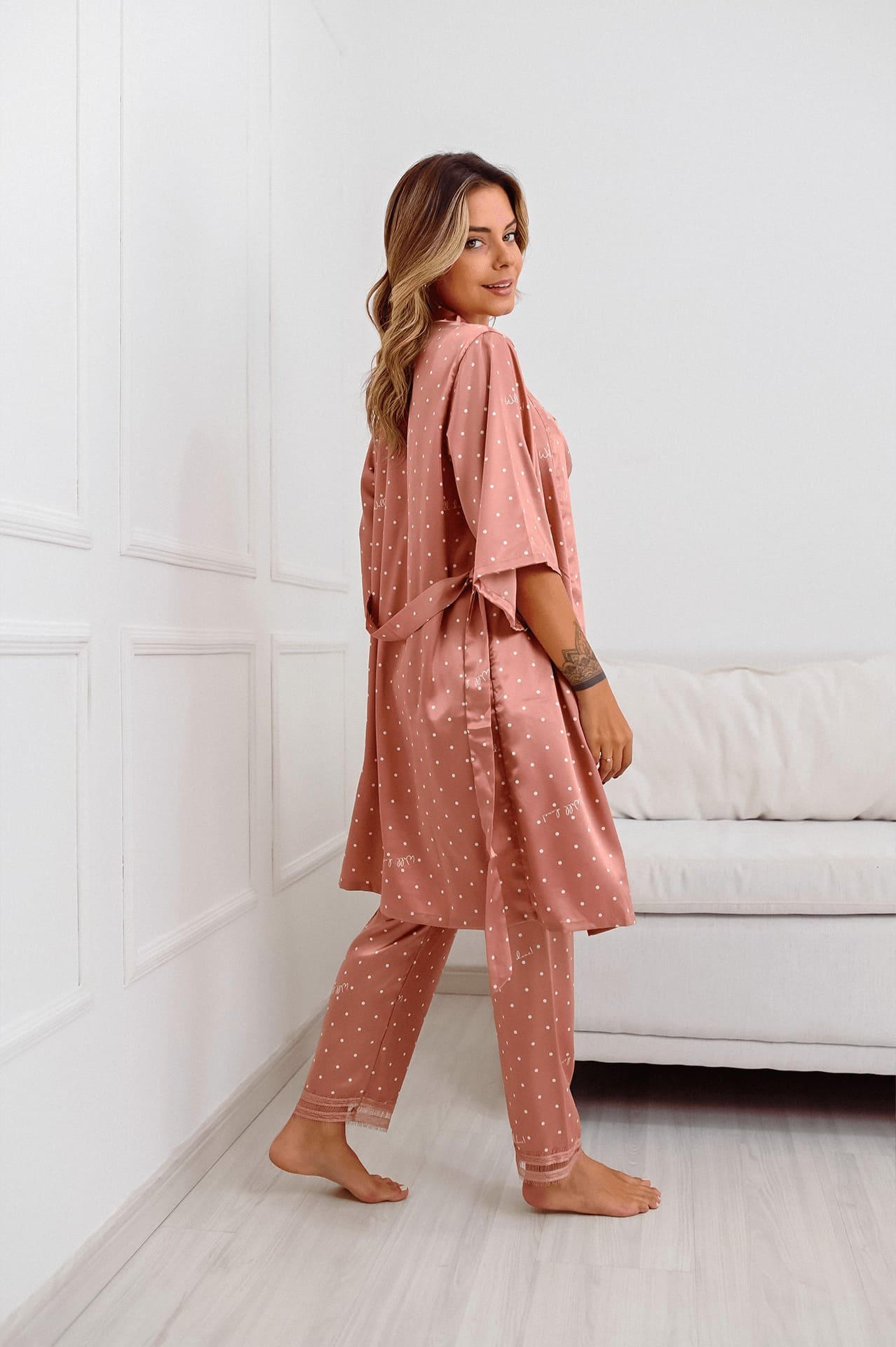 Conjunto Rebeca