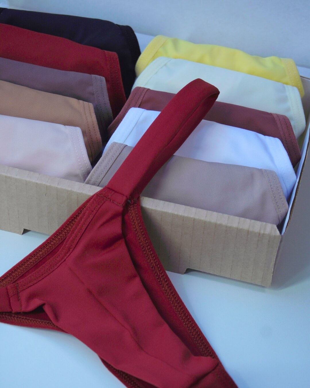 Combo Leve 5 e Pague 4 - Calcinhas Em Microfibra Les Crèmes