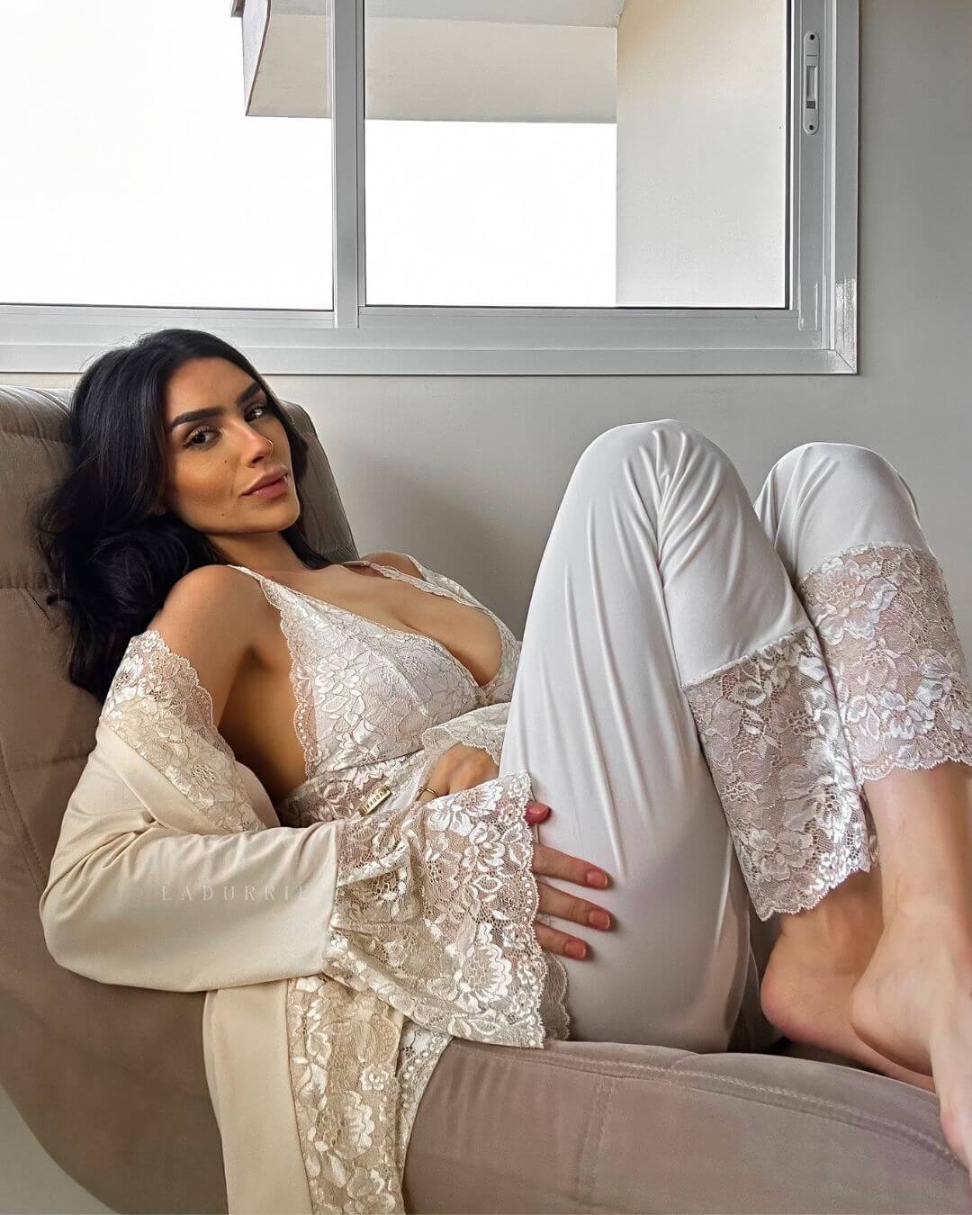 Conjunto Pijama J’adore - Slip Top em Renda & Calça Longa